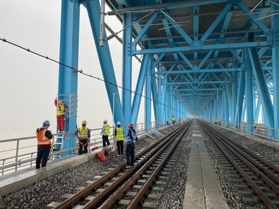 中天科技新型5G漏纜賦能滬蘇通長(zhǎng)江公鐵大橋，實(shí)現(xiàn)5G網(wǎng)絡(luò)全覆蓋